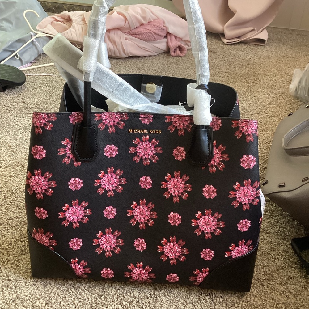 Michael Kors Mercer corner large tote bag